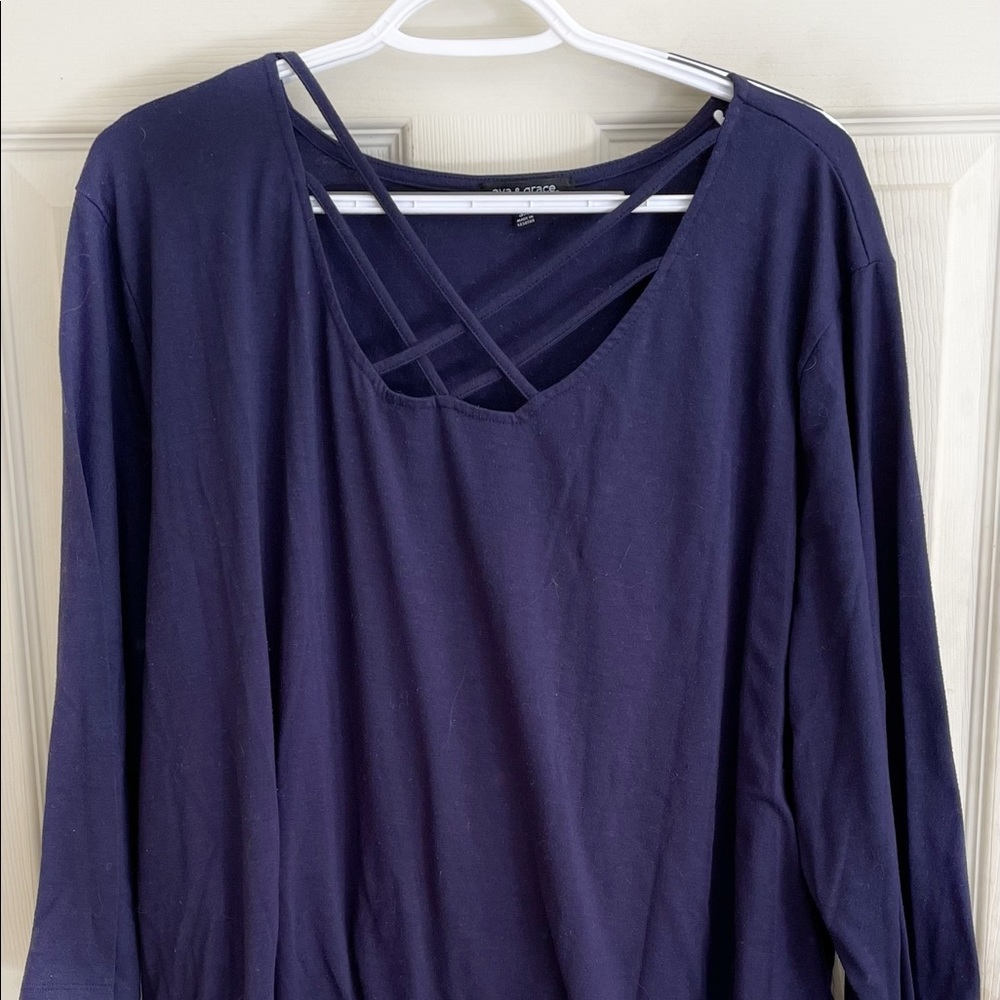 Ava and Grace criss-cross 3/4 sleeve top